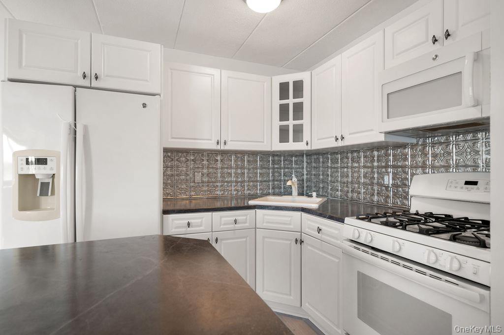 666 Pelham Road # 4J, New Rochelle, NY 10805