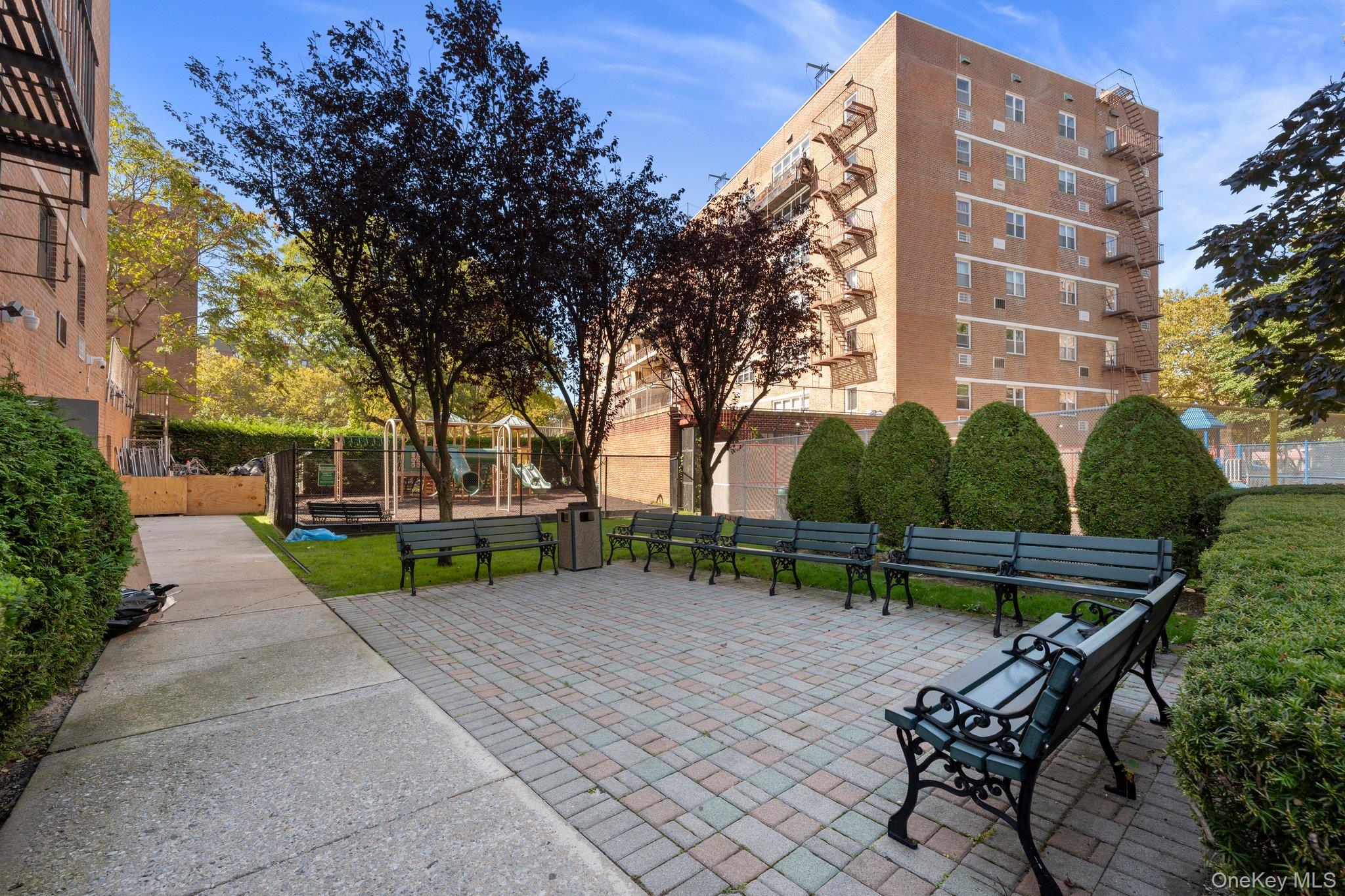 88-25 155 Avenue # 2B, Howard Beach, NY 11414