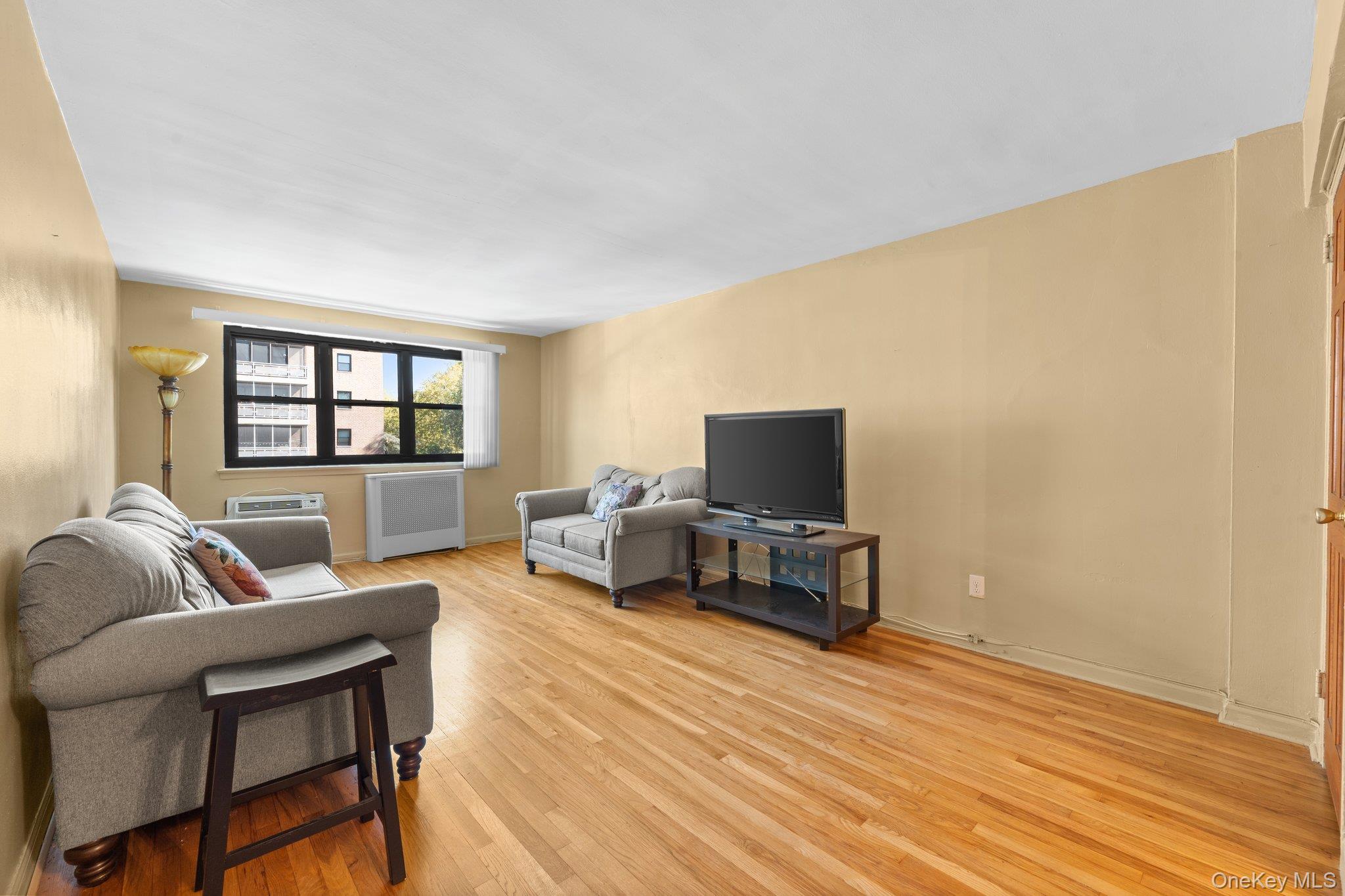 88-25 155 Avenue # 2B, Howard Beach, NY 11414