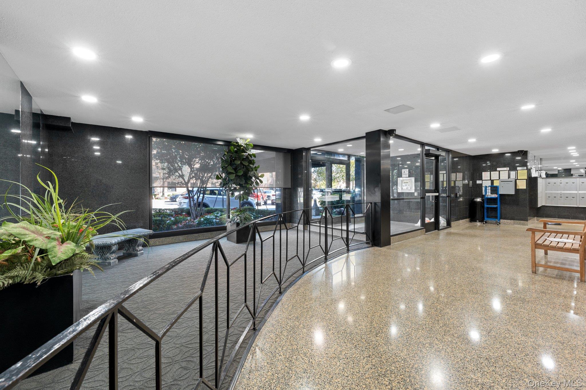 88-25 155 Avenue # 2B, Howard Beach, NY 11414