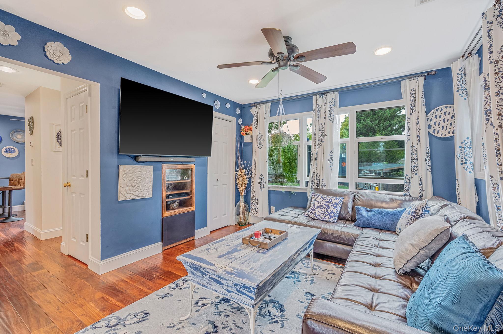 63 Sherwood Drive, East Islip, NY 11730