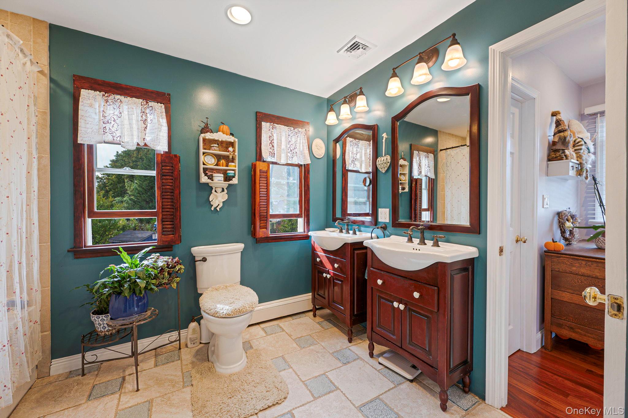 63 Sherwood Drive, East Islip, NY 11730