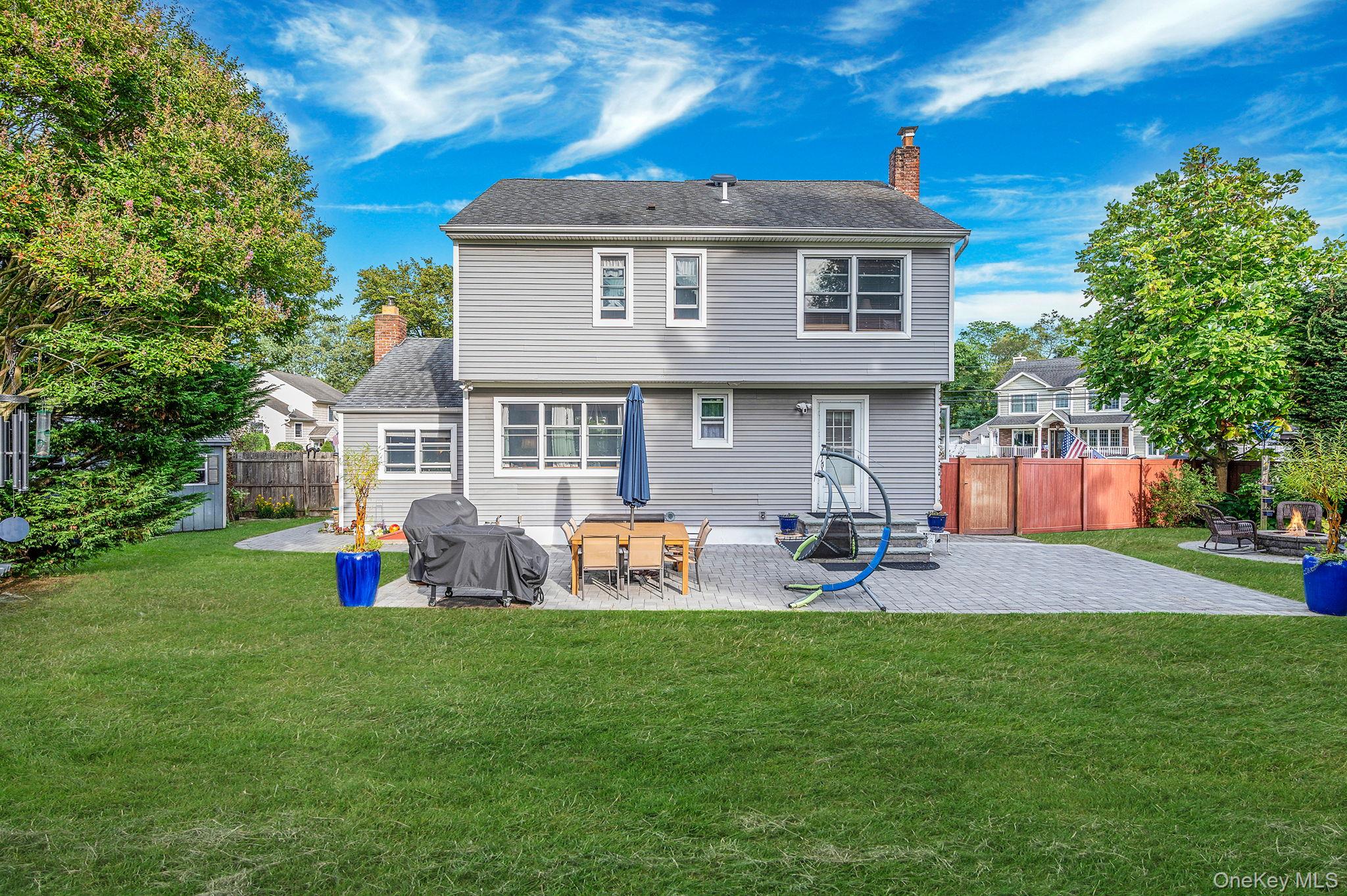 63 Sherwood Drive, East Islip, NY 11730