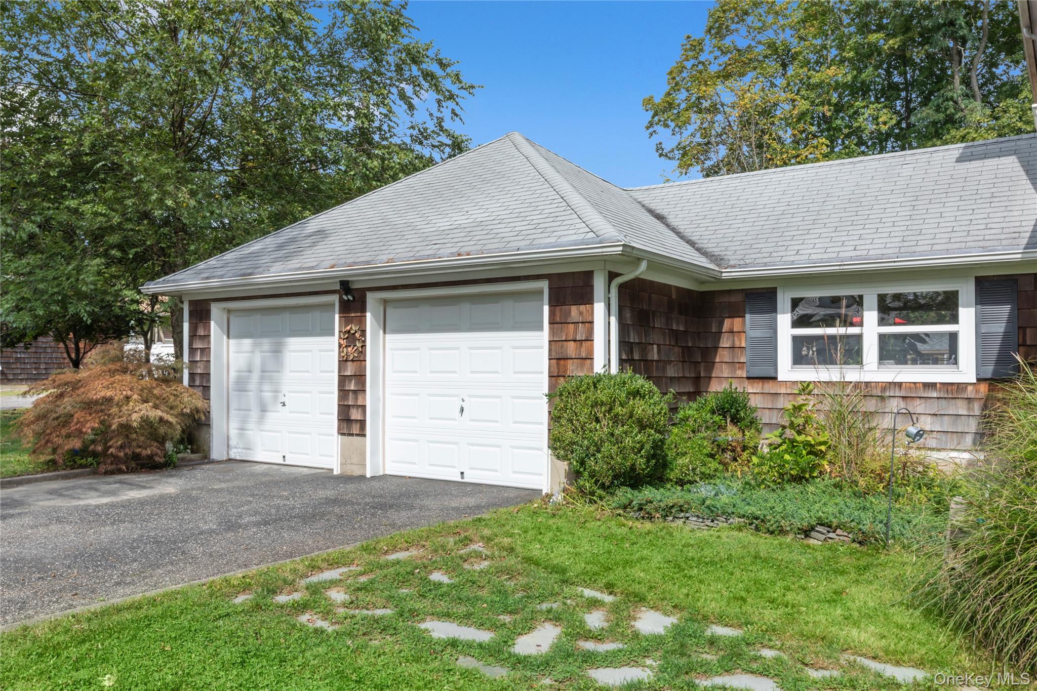 468 Main Street, Yaphank, NY 11980