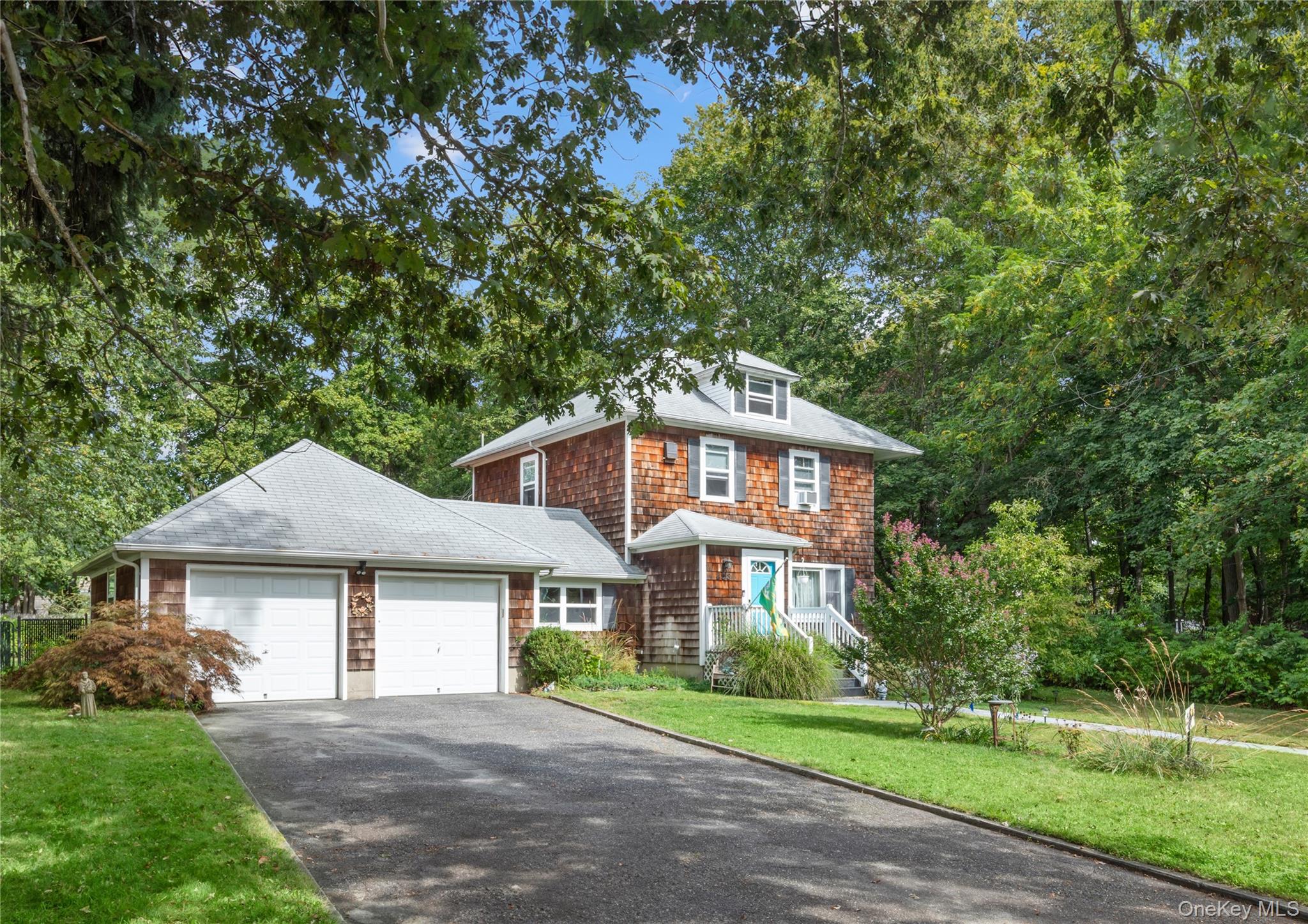 468 Main Street, Yaphank, NY 11980