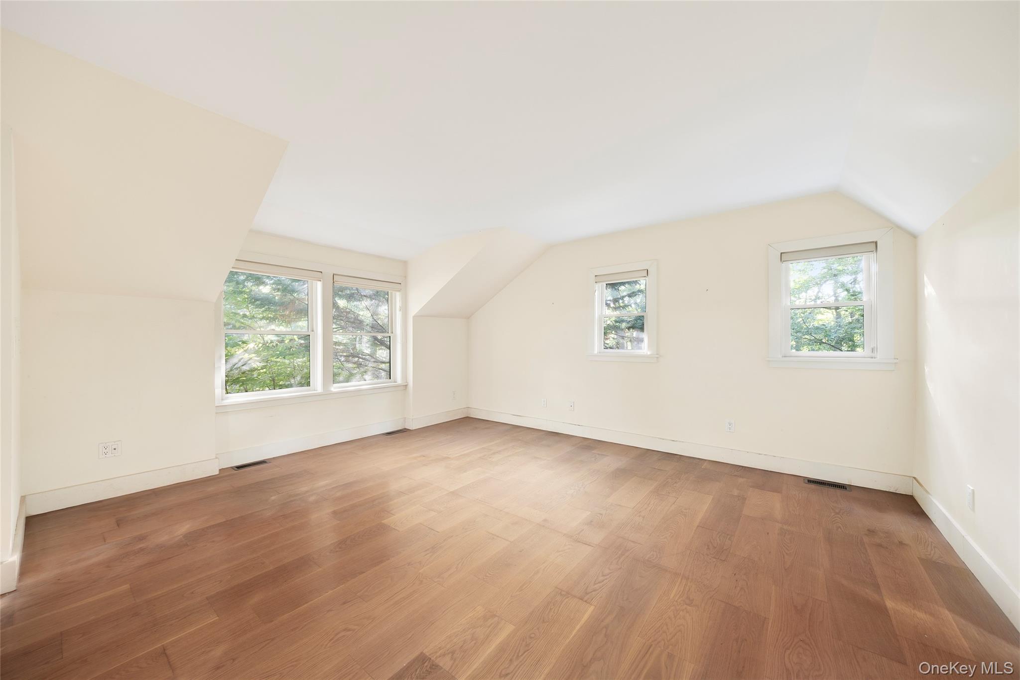 251 Town Lane, Amagansett, NY 11930