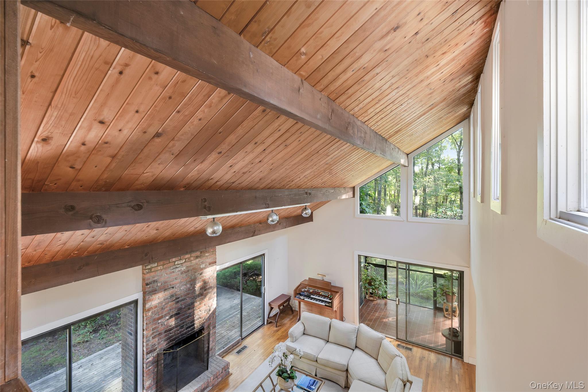 251 Town Lane, Amagansett, NY 11930