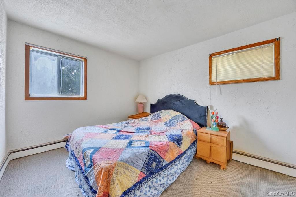 36 Farrington Avenue, Bay Shore, NY 11706