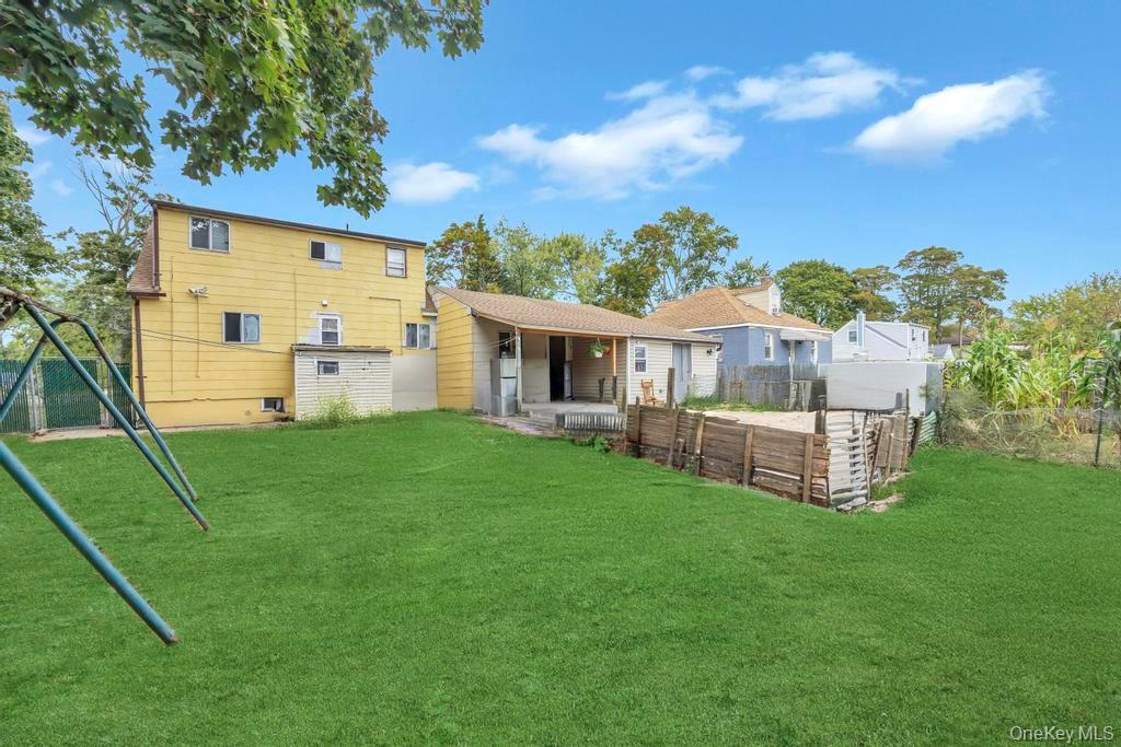 36 Farrington Avenue, Bay Shore, NY 11706