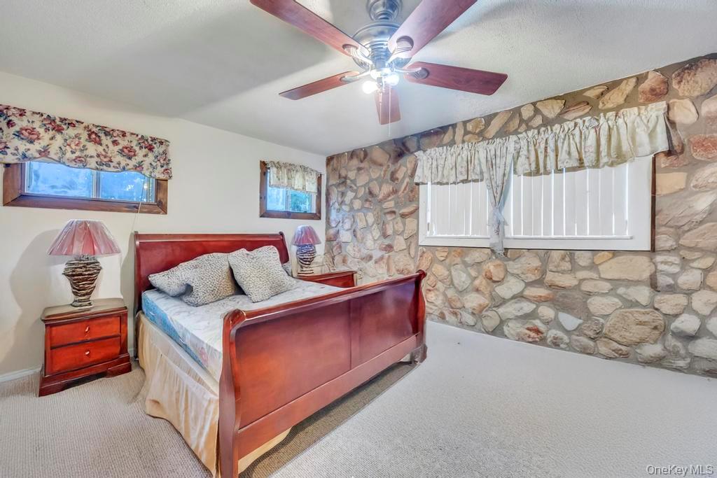 36 Farrington Avenue, Bay Shore, NY 11706