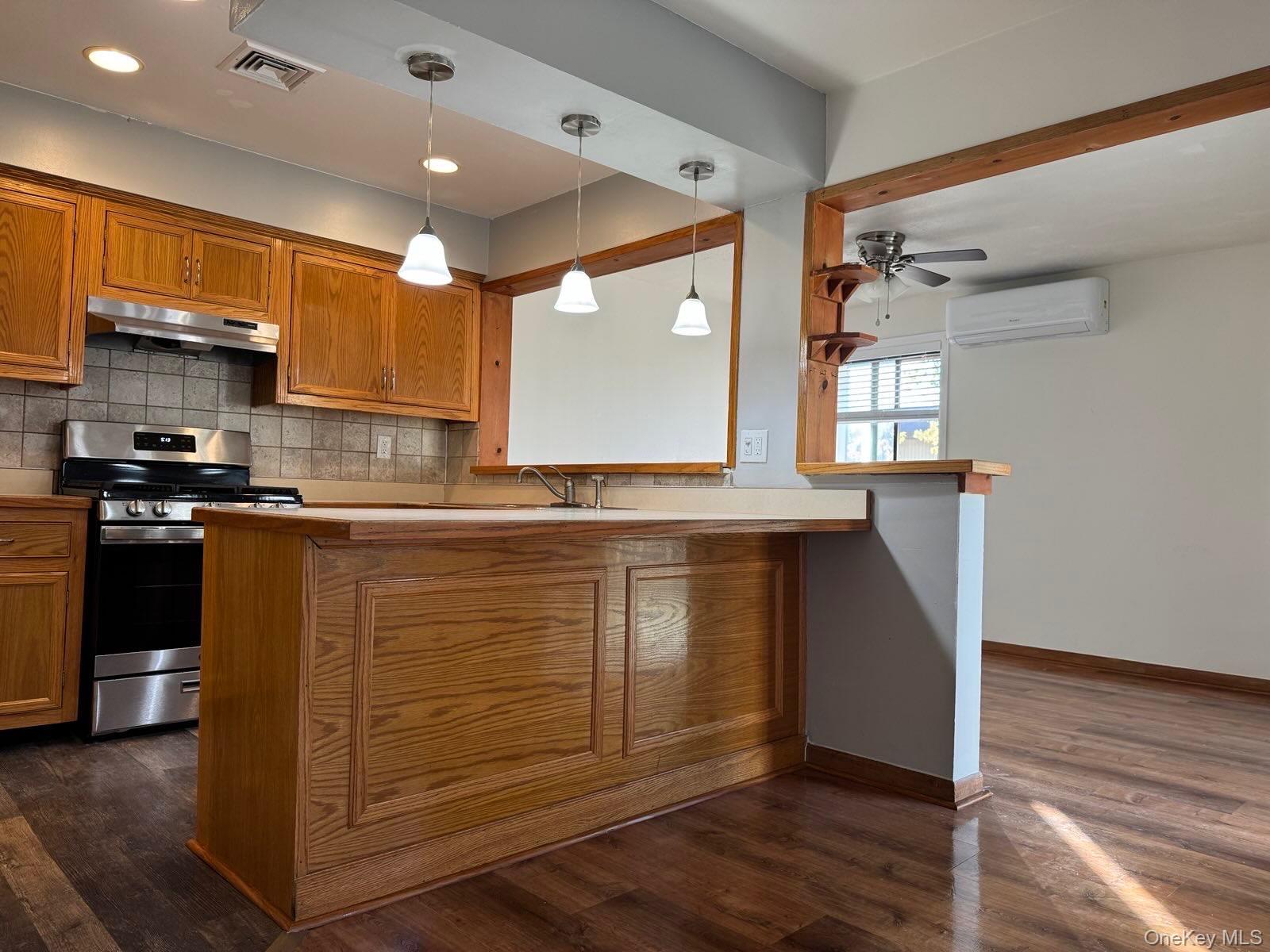 6 Charlotte Mews, Middletown, NY 10940