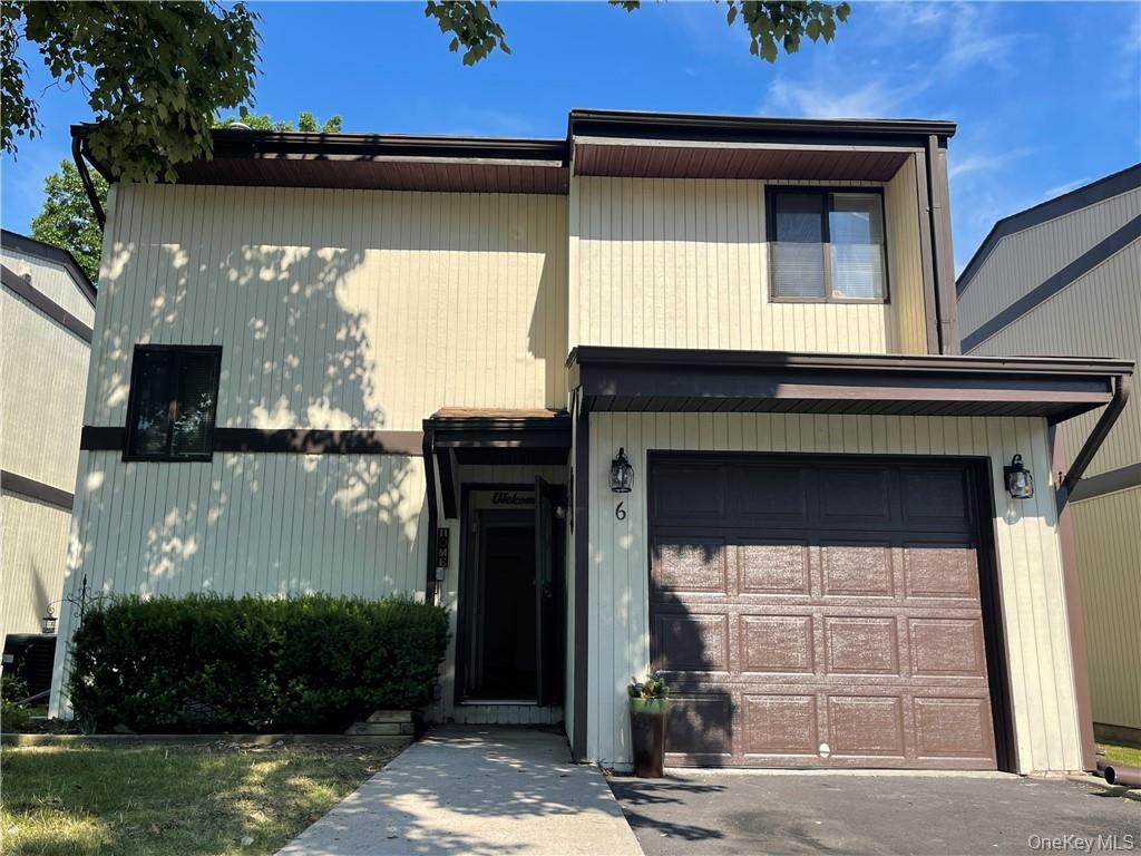 6 Charlotte Mews, Middletown, NY 10940