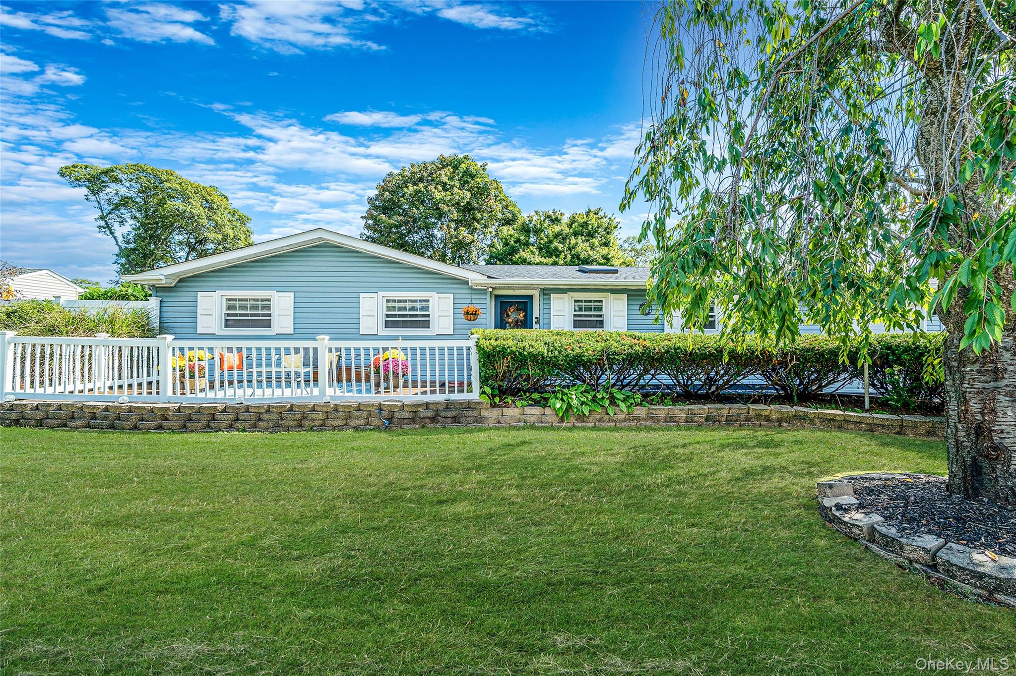 163 Smith Avenue, Holbrook, NY 11741