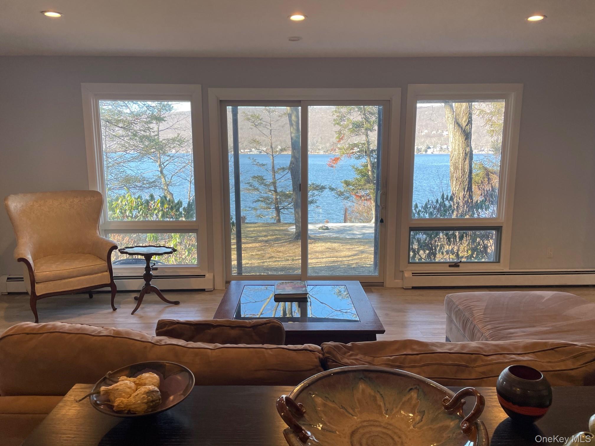 53 Woods Road, Greenwood Lake, NY 10925