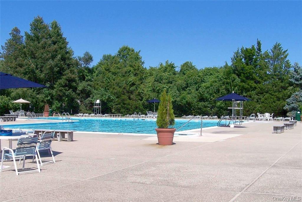 209 Fairview Circle, Middle Island, NY 11953