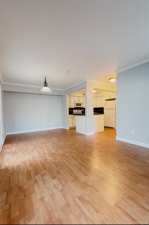 209 Fairview Circle, Middle Island, NY 11953