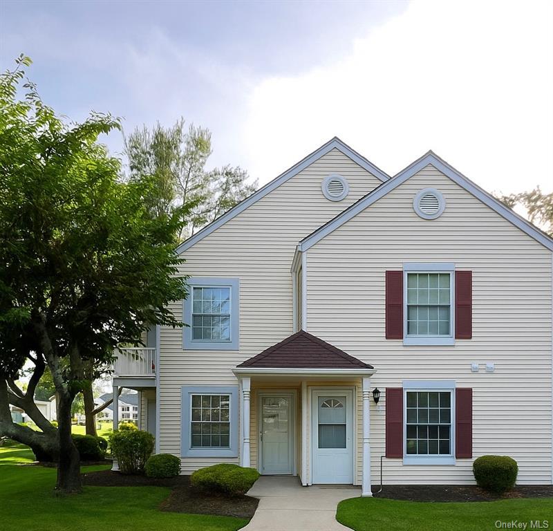 209 Fairview Circle, Middle Island, NY 11953