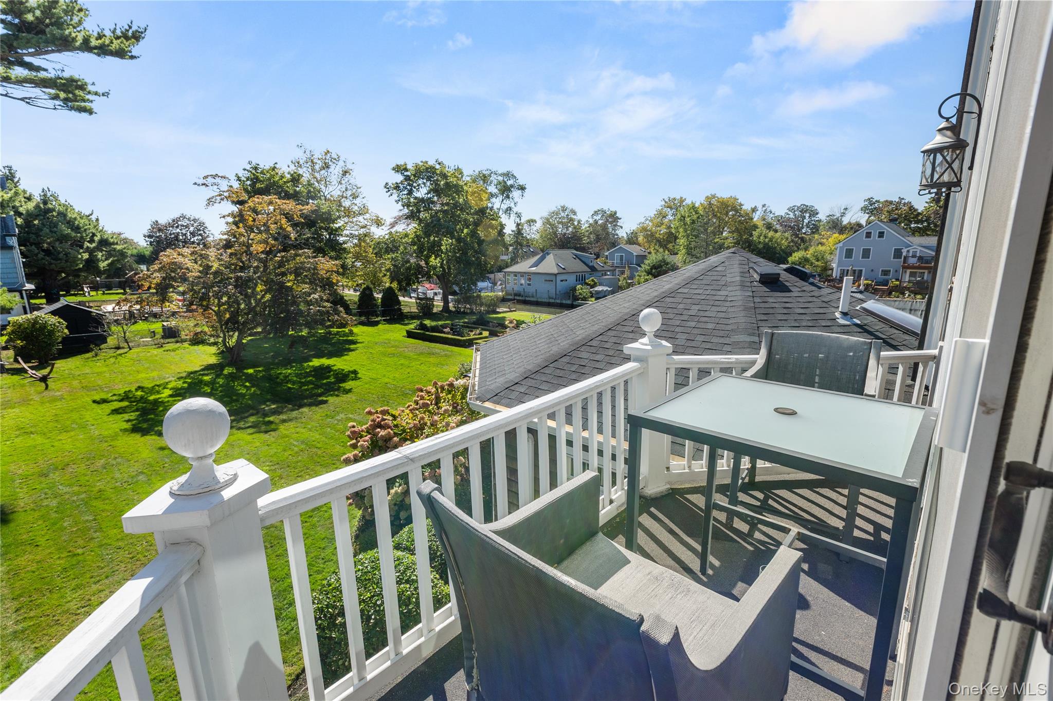 28 S Montgomery Avenue, Bay Shore, NY 11706