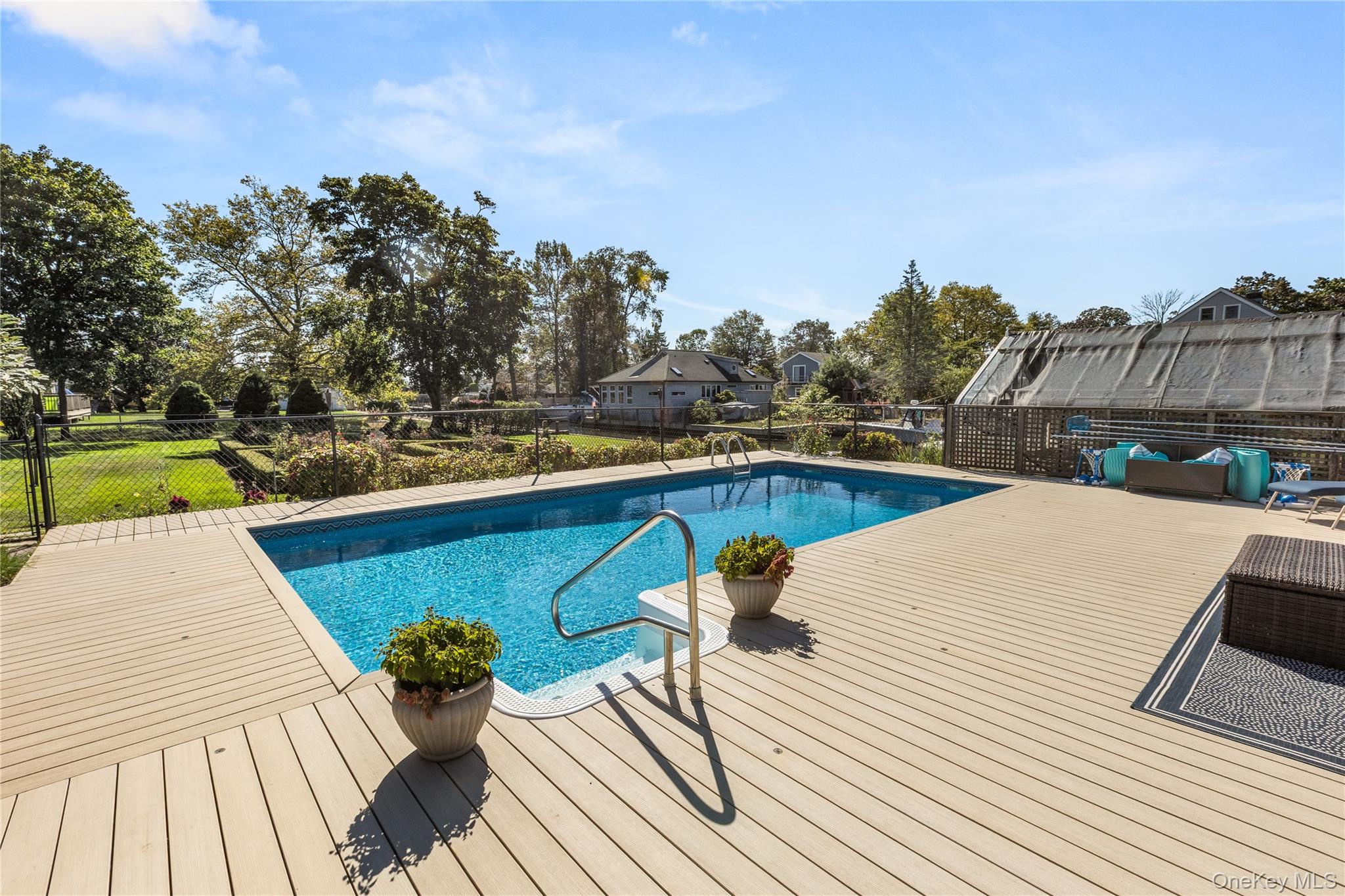 28 S Montgomery Avenue, Bay Shore, NY 11706