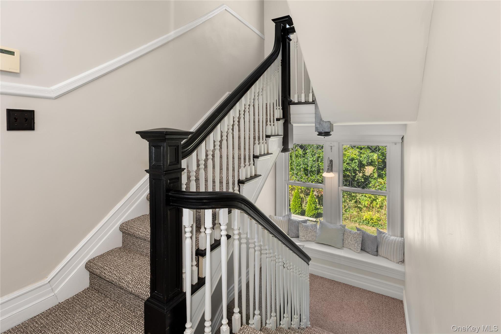 28 S Montgomery Avenue, Bay Shore, NY 11706