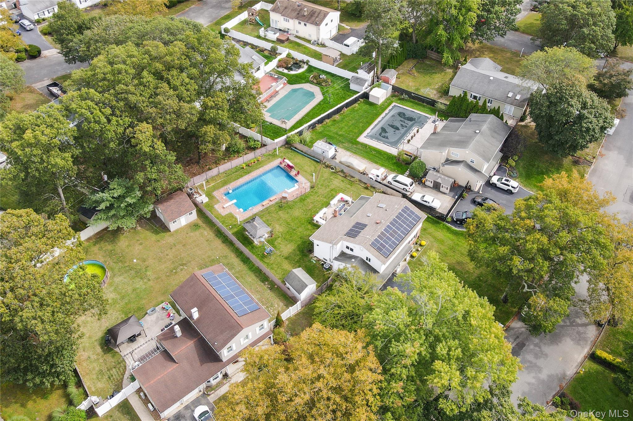 5 Canterbury Drive, Coram, NY 11727