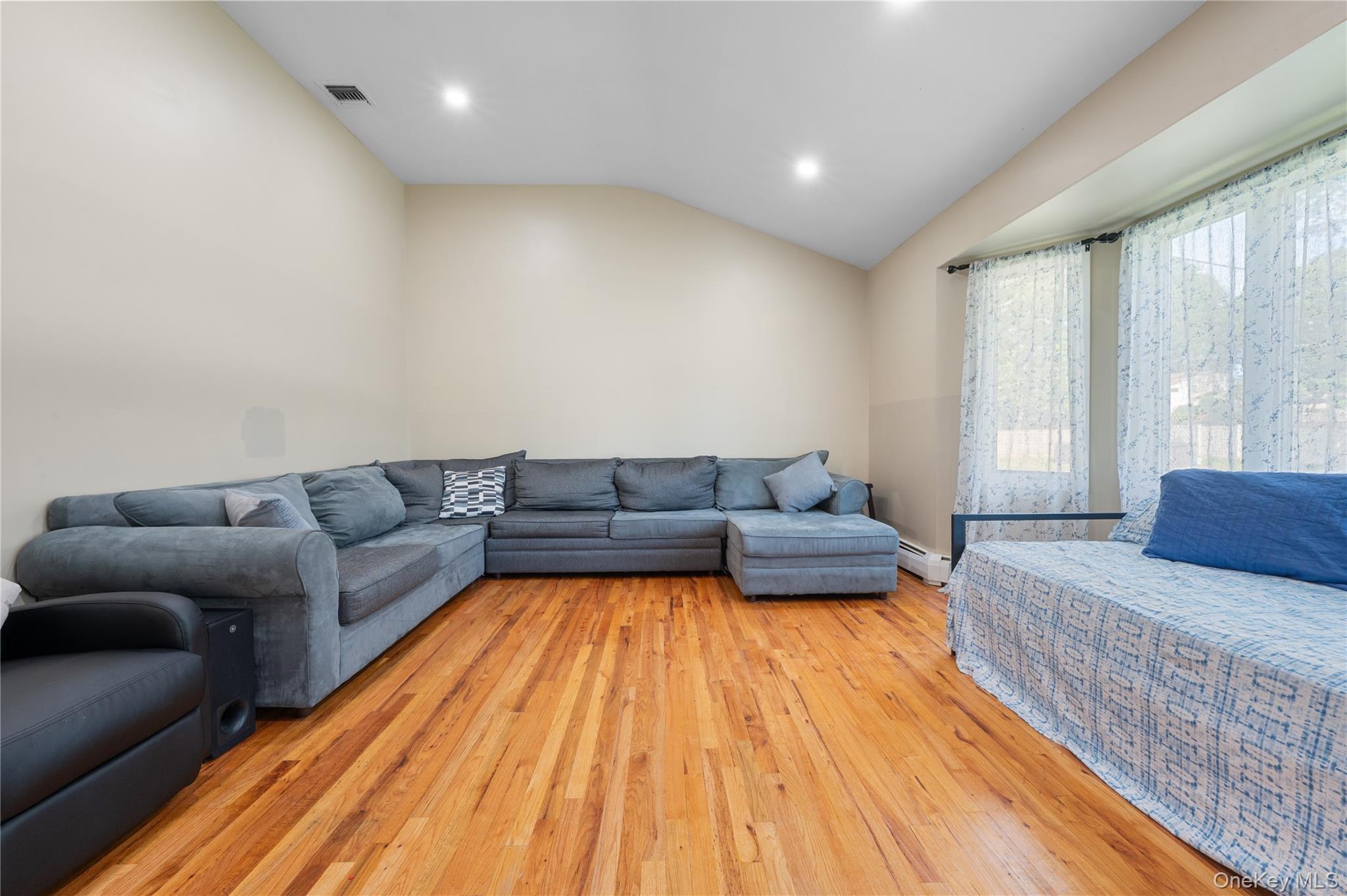 5 Canterbury Drive, Coram, NY 11727