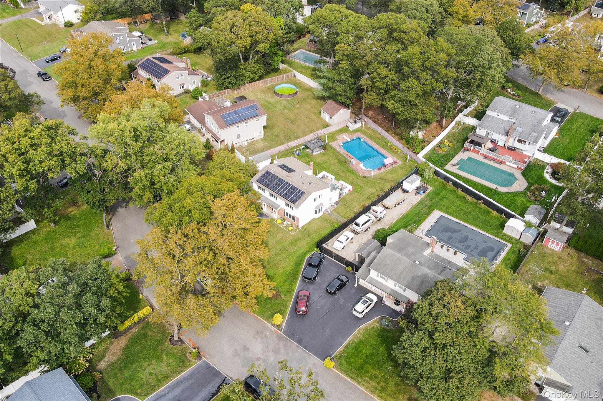 5 Canterbury Drive, Coram, NY 11727