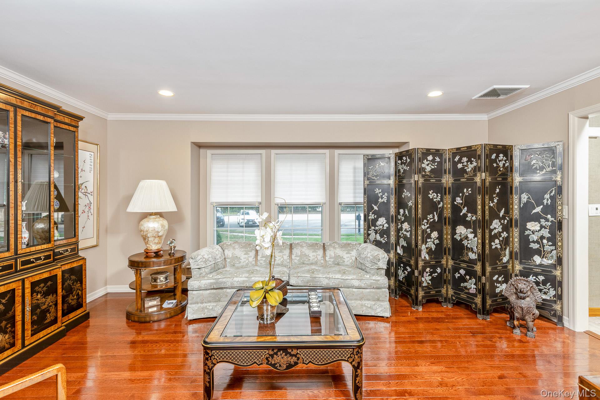 1 Christa Court, Lake Grove, NY 11755