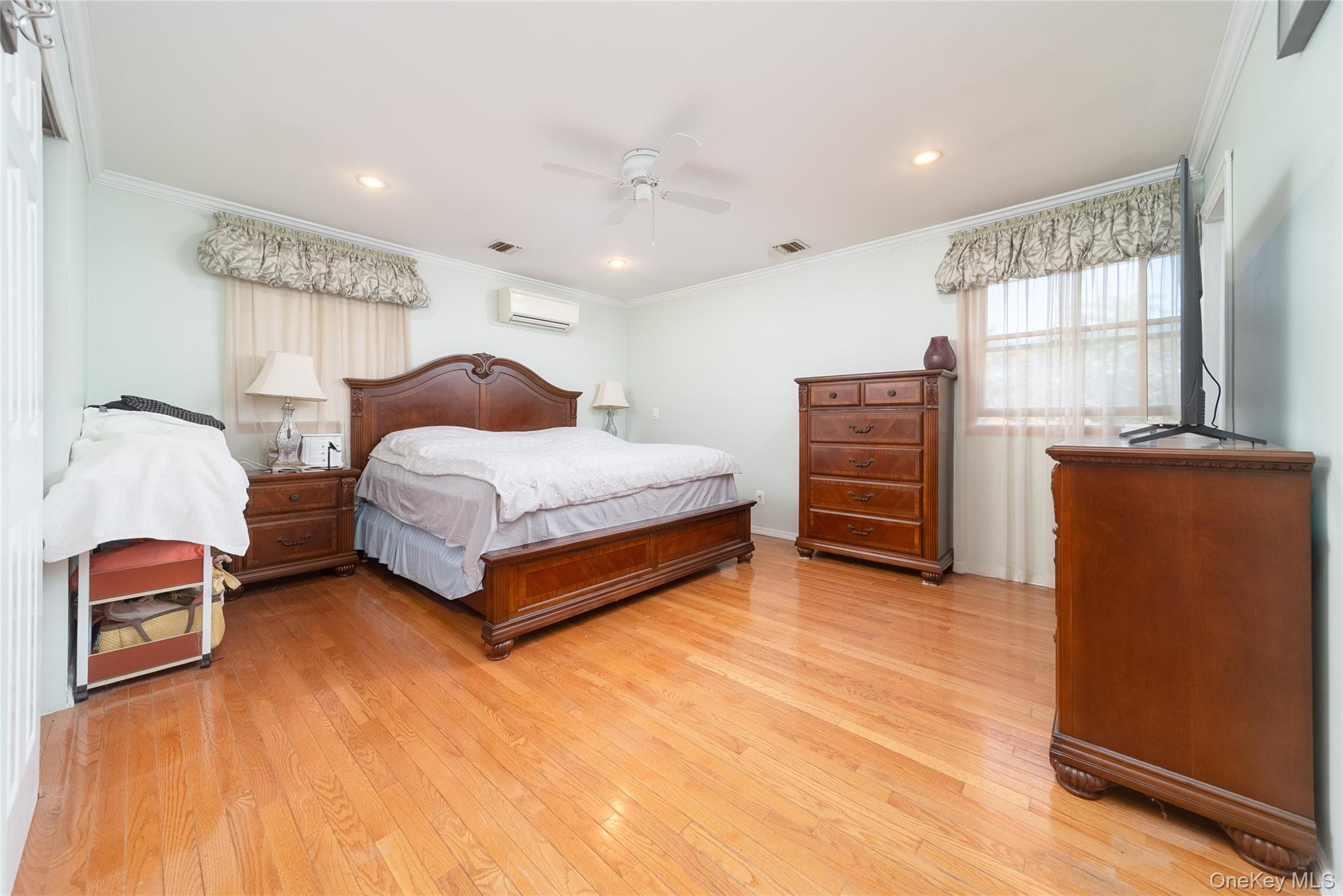 2544 New York Avenue, Huntington, NY 11747