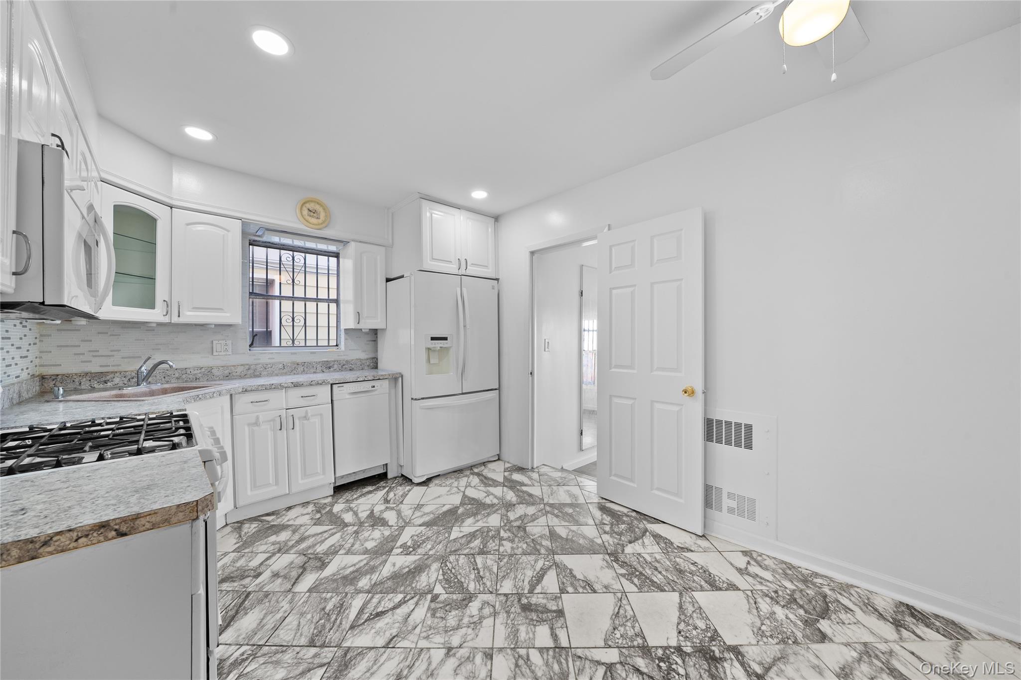 266 E 37th Street, Brooklyn, NY 11203