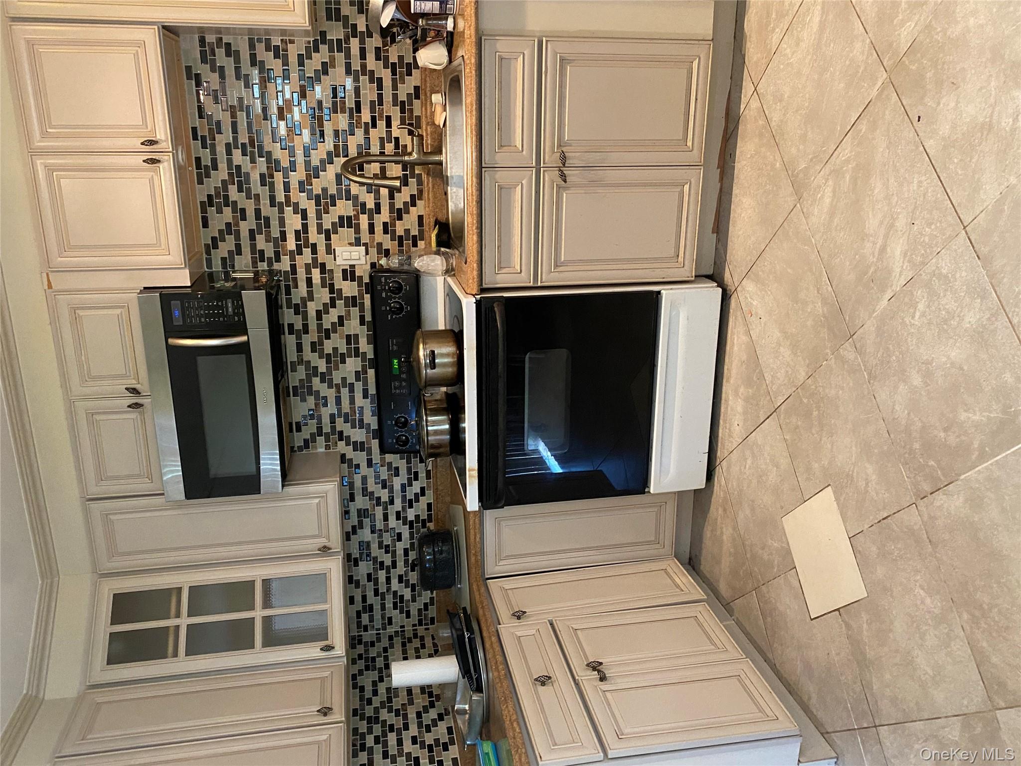 236 Woodhull Avenue, Port Jefferson Station, NY 11776