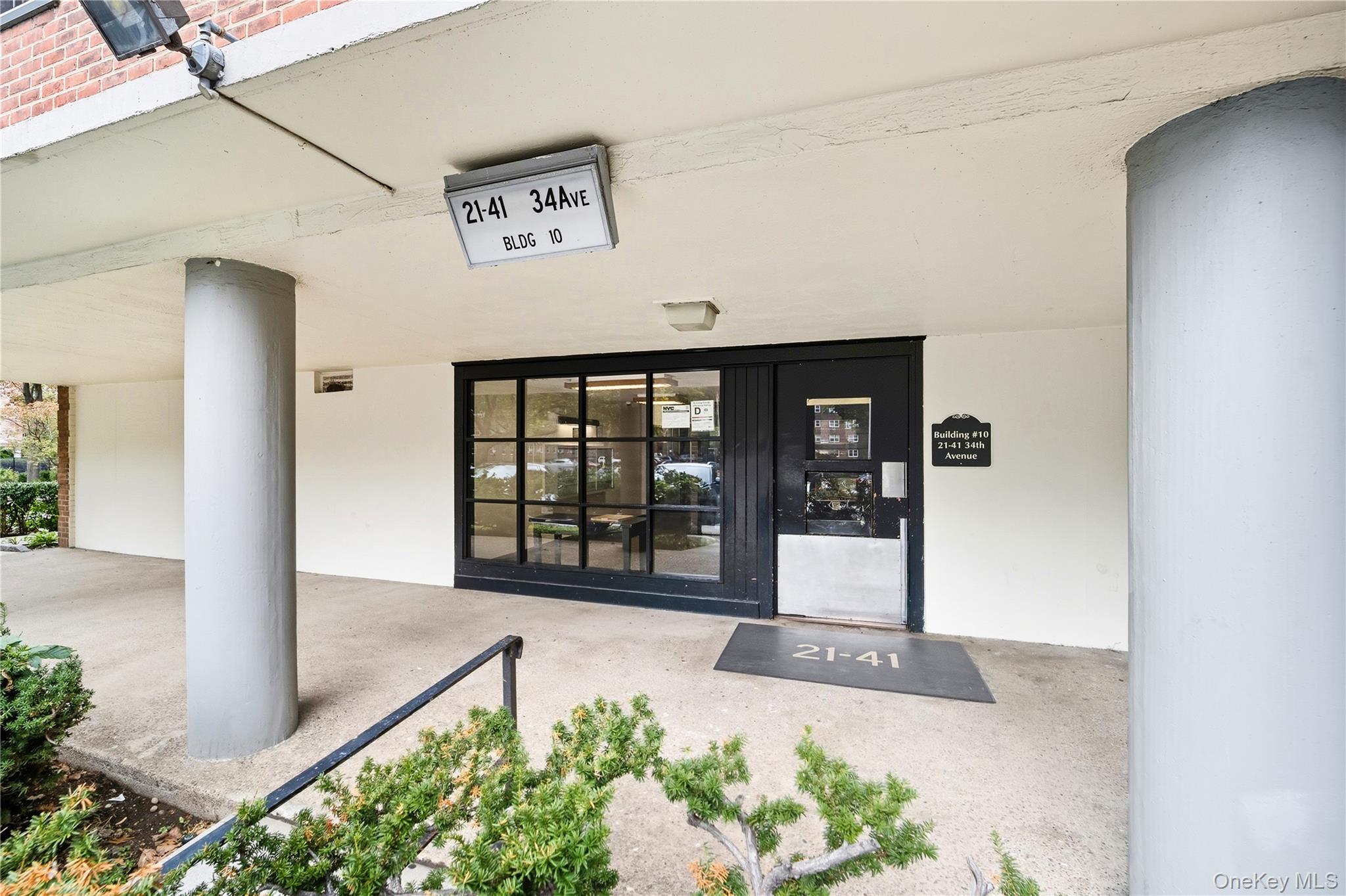 21-41 34th Avenue # 7B, Astoria, NY 11106