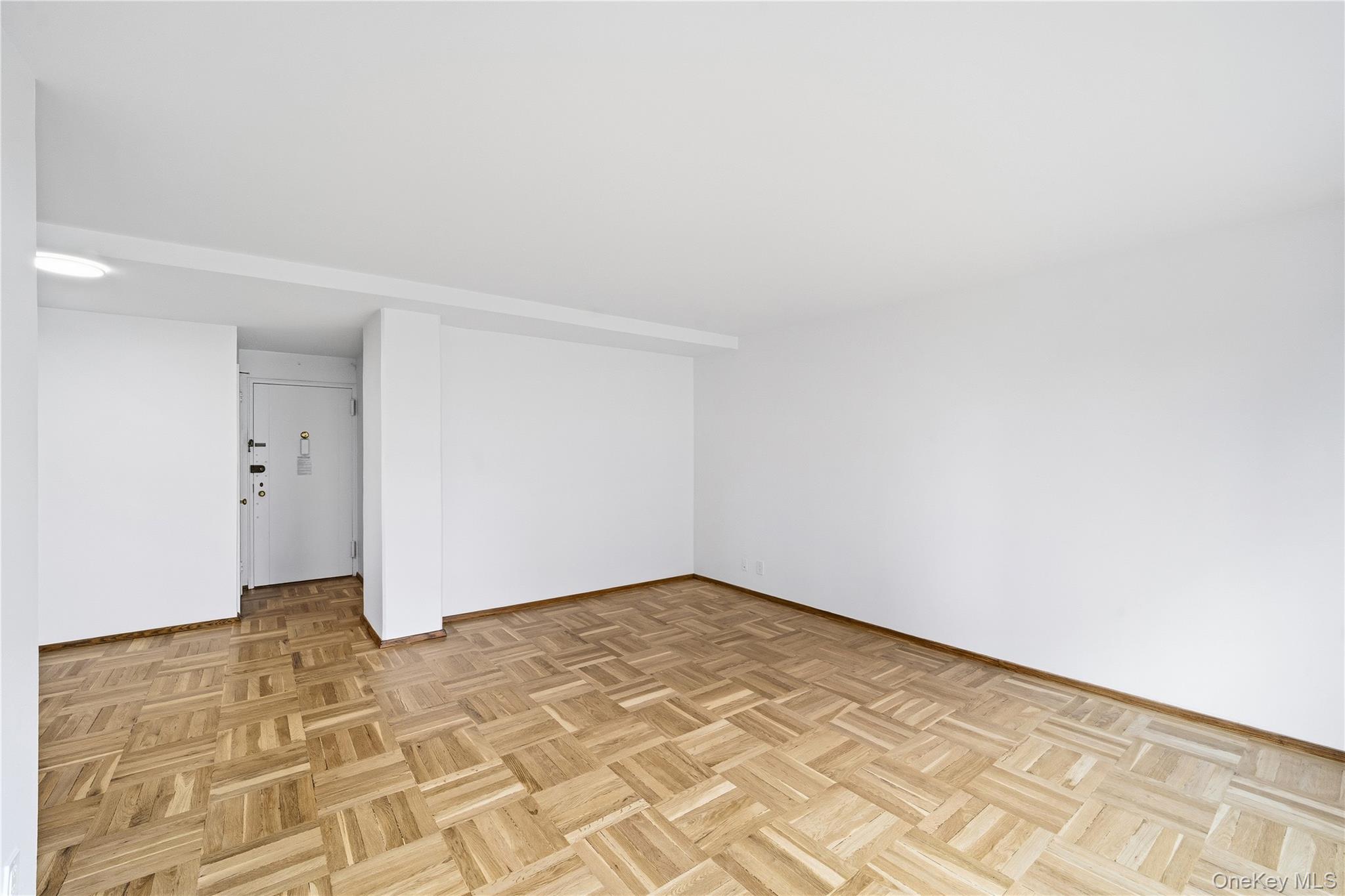 21-41 34th Avenue # 7B, Astoria, NY 11106