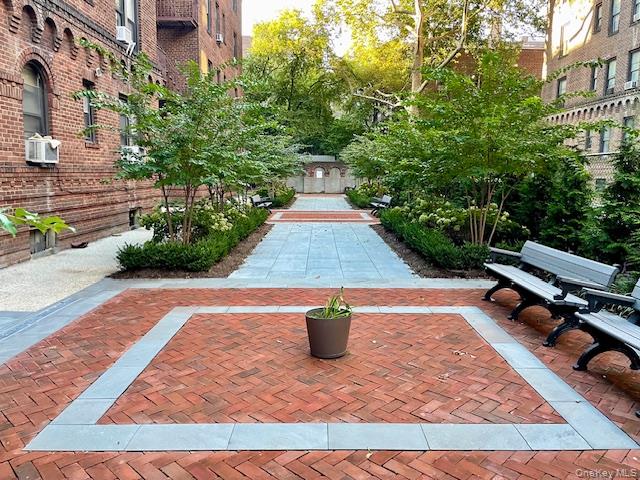 35-34 84th Street # E5, Jackson Heights, NY 11372