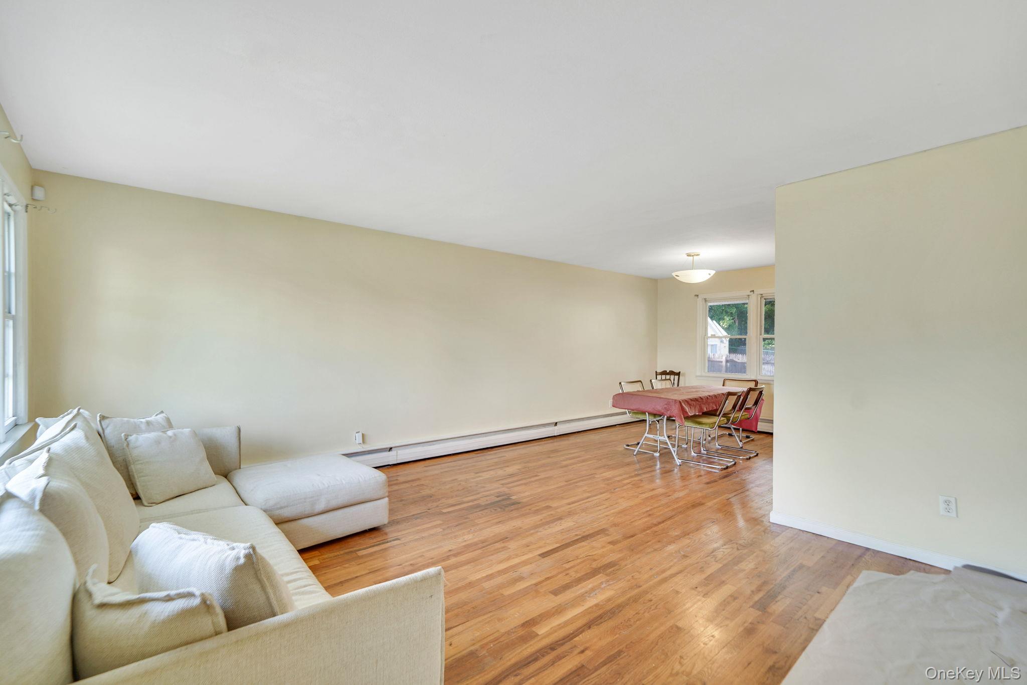 3 Radburn Lane, Port Jefferson Station, NY 11776