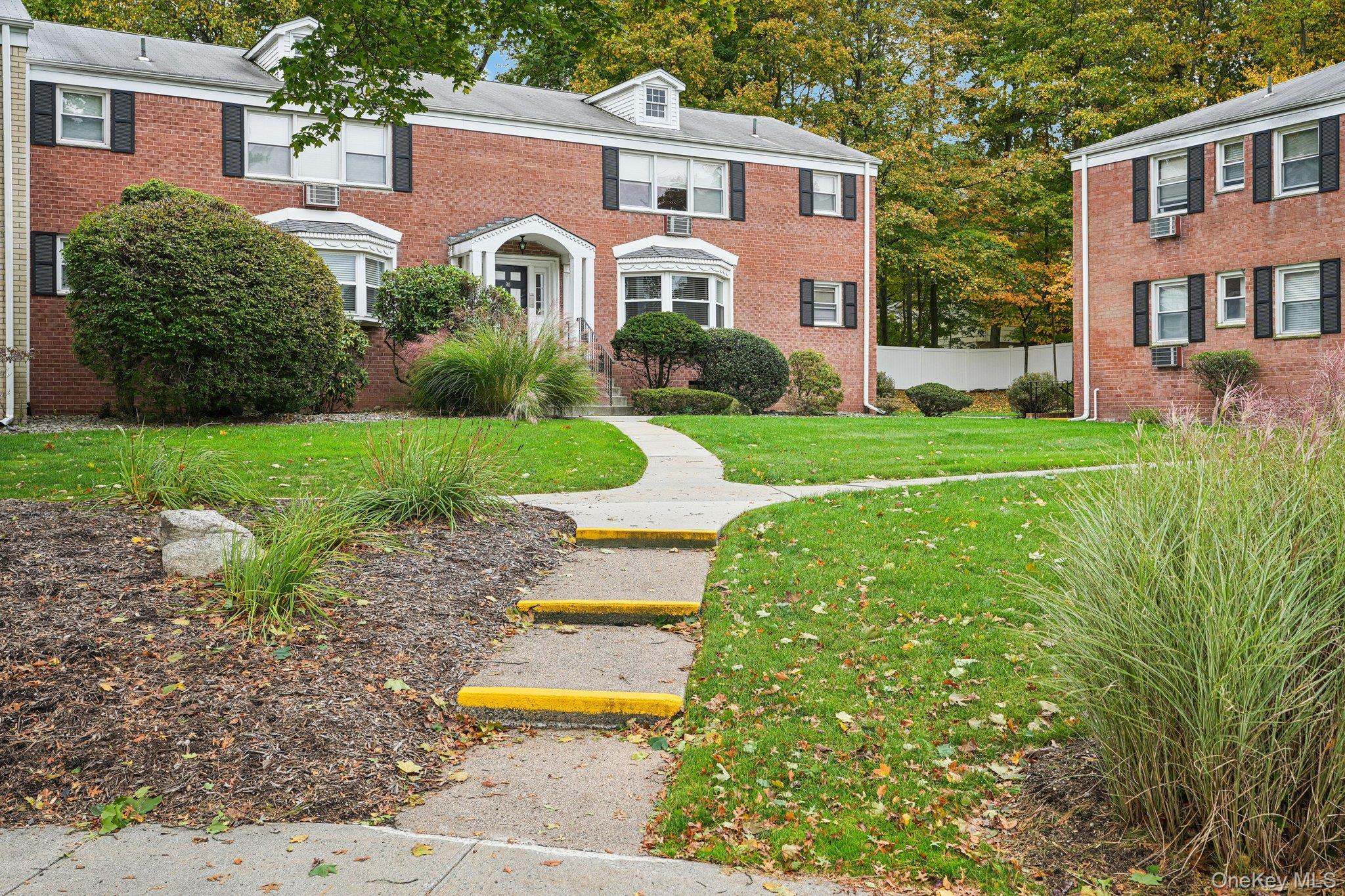 13 Lenox Court # 910, Suffern, NY 10901