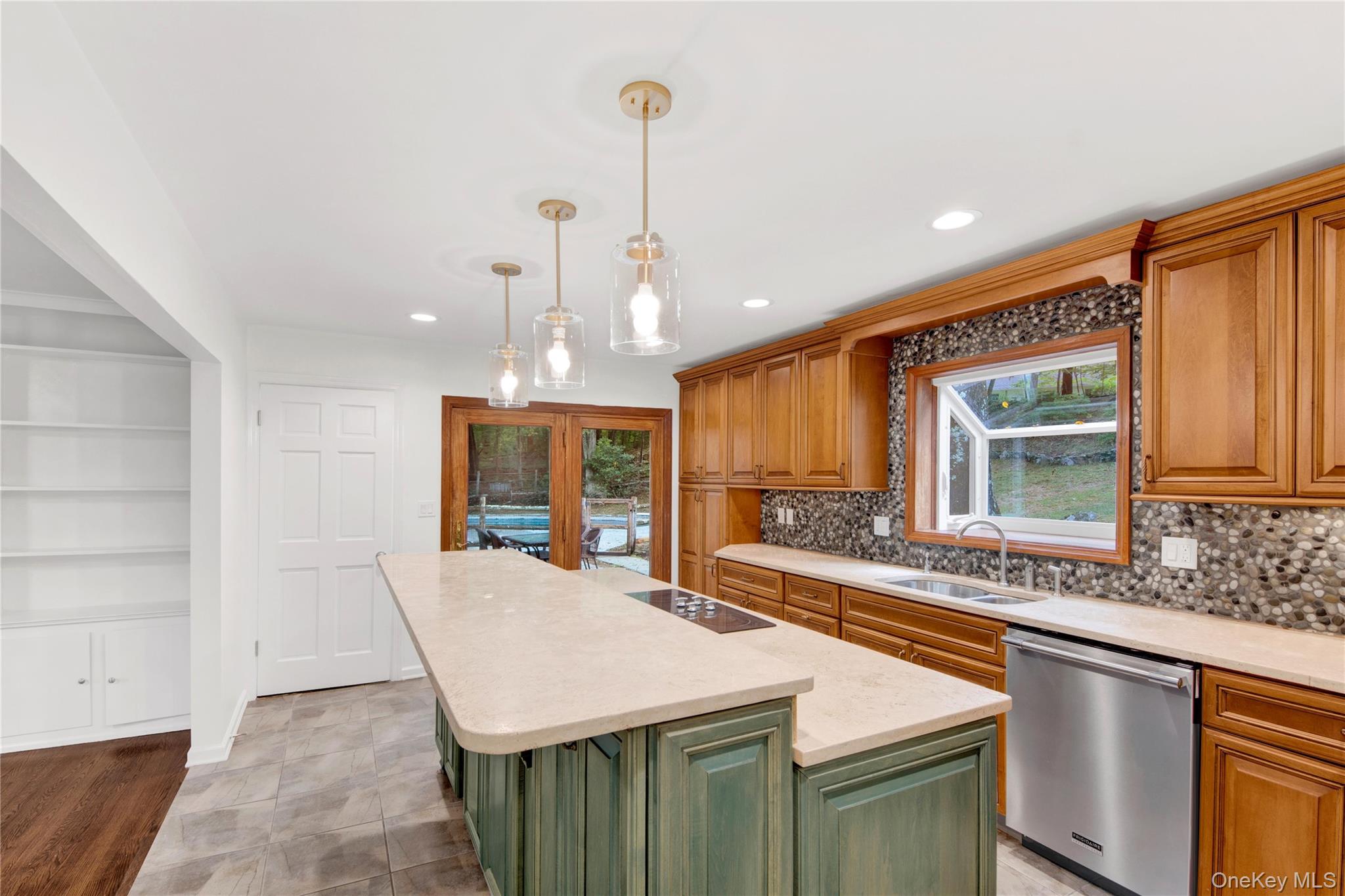 23 Tatomuck Road, Pound Ridge, NY 10576