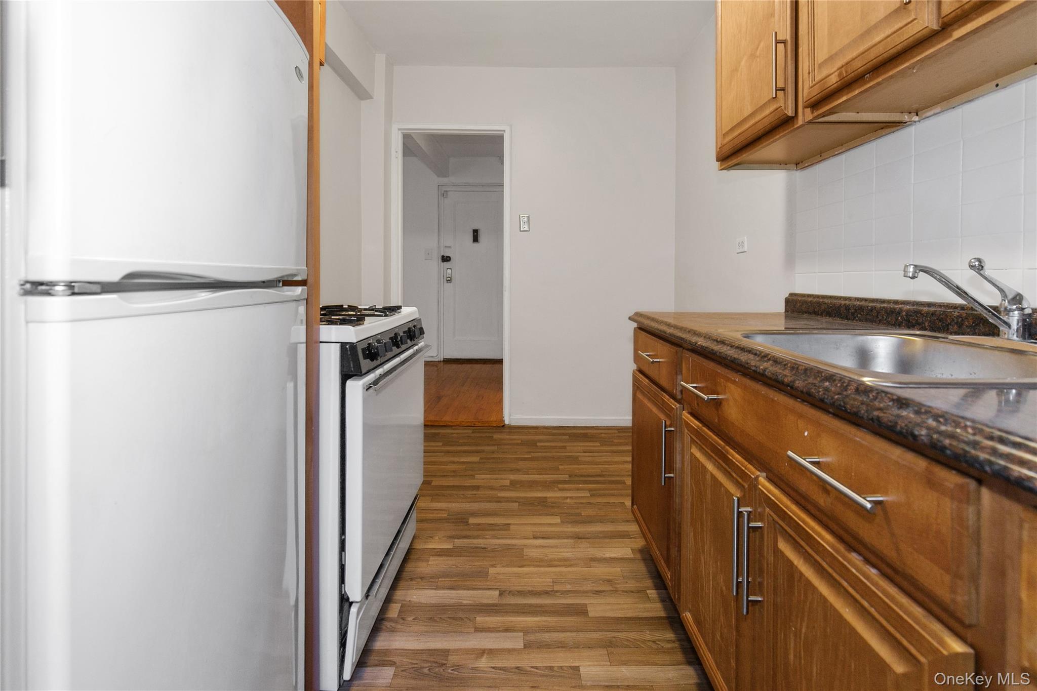 87-15 204th Street # B57, Hollis, NY 11423