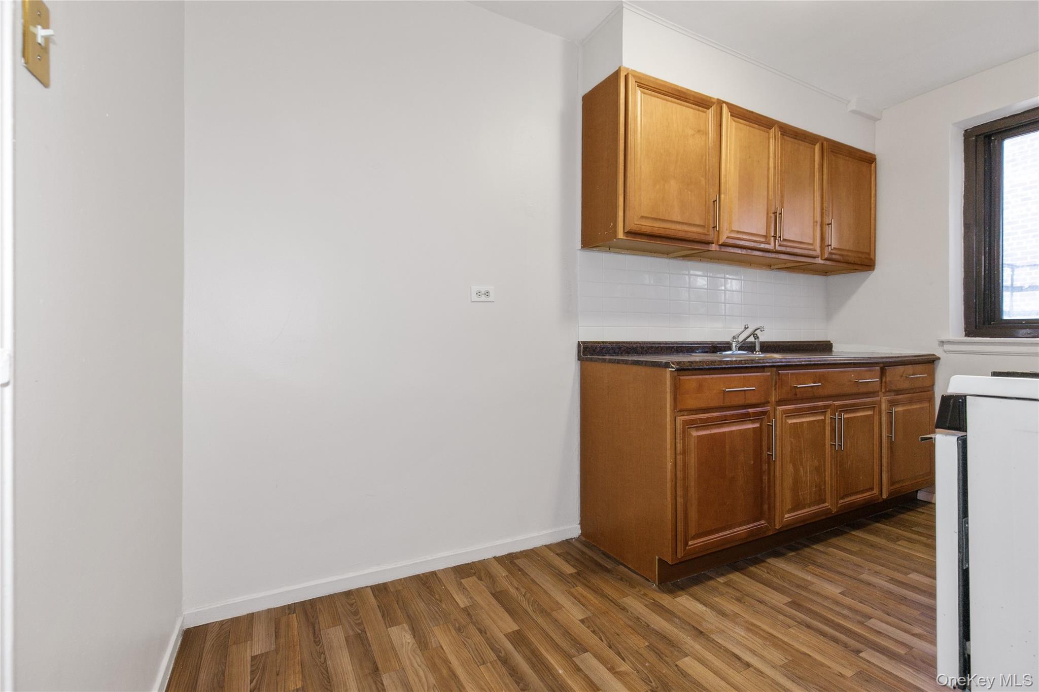 87-15 204th Street # B57, Hollis, NY 11423