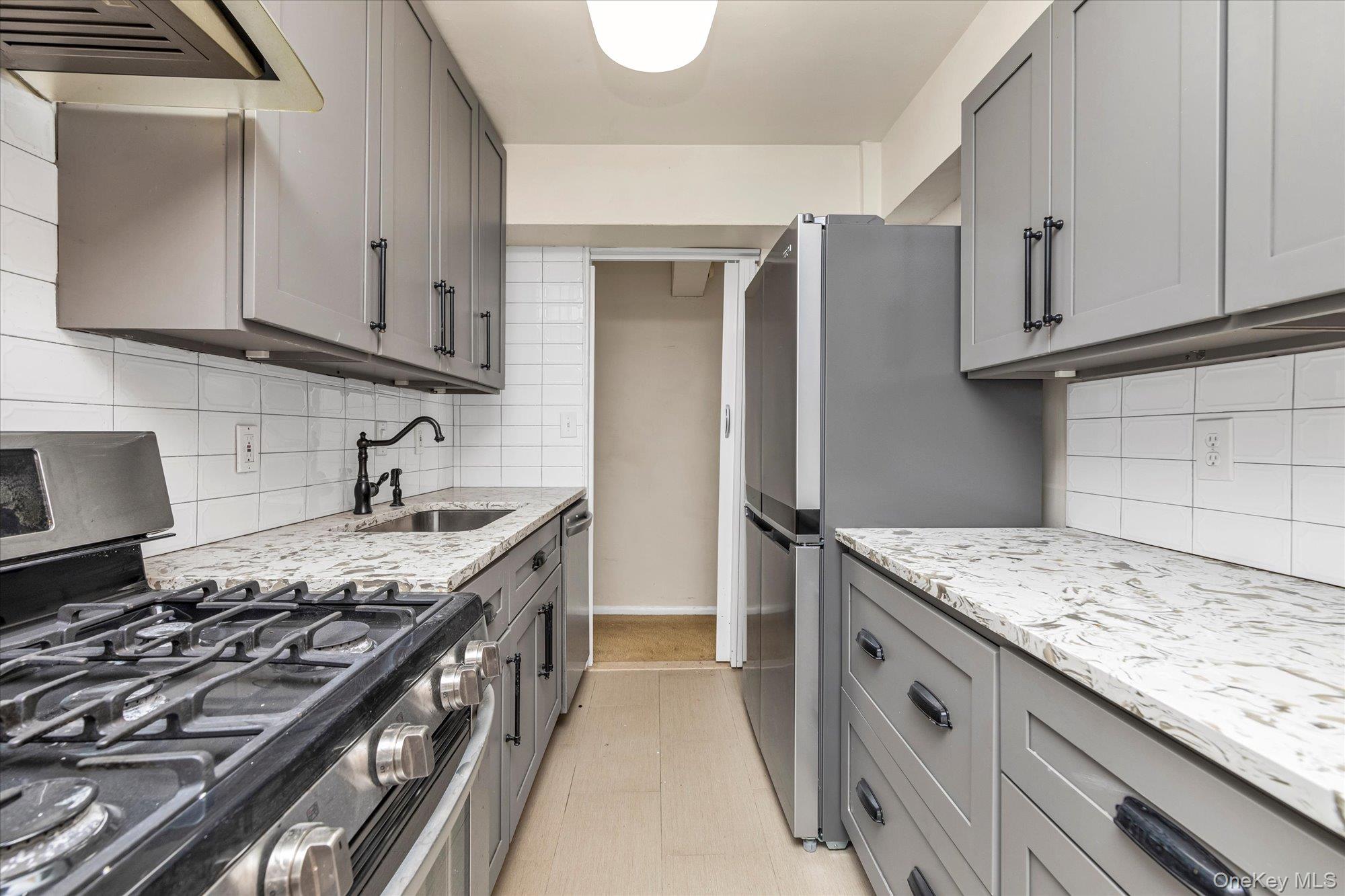 124 Smith Street # 3G, Freeport, NY 11520