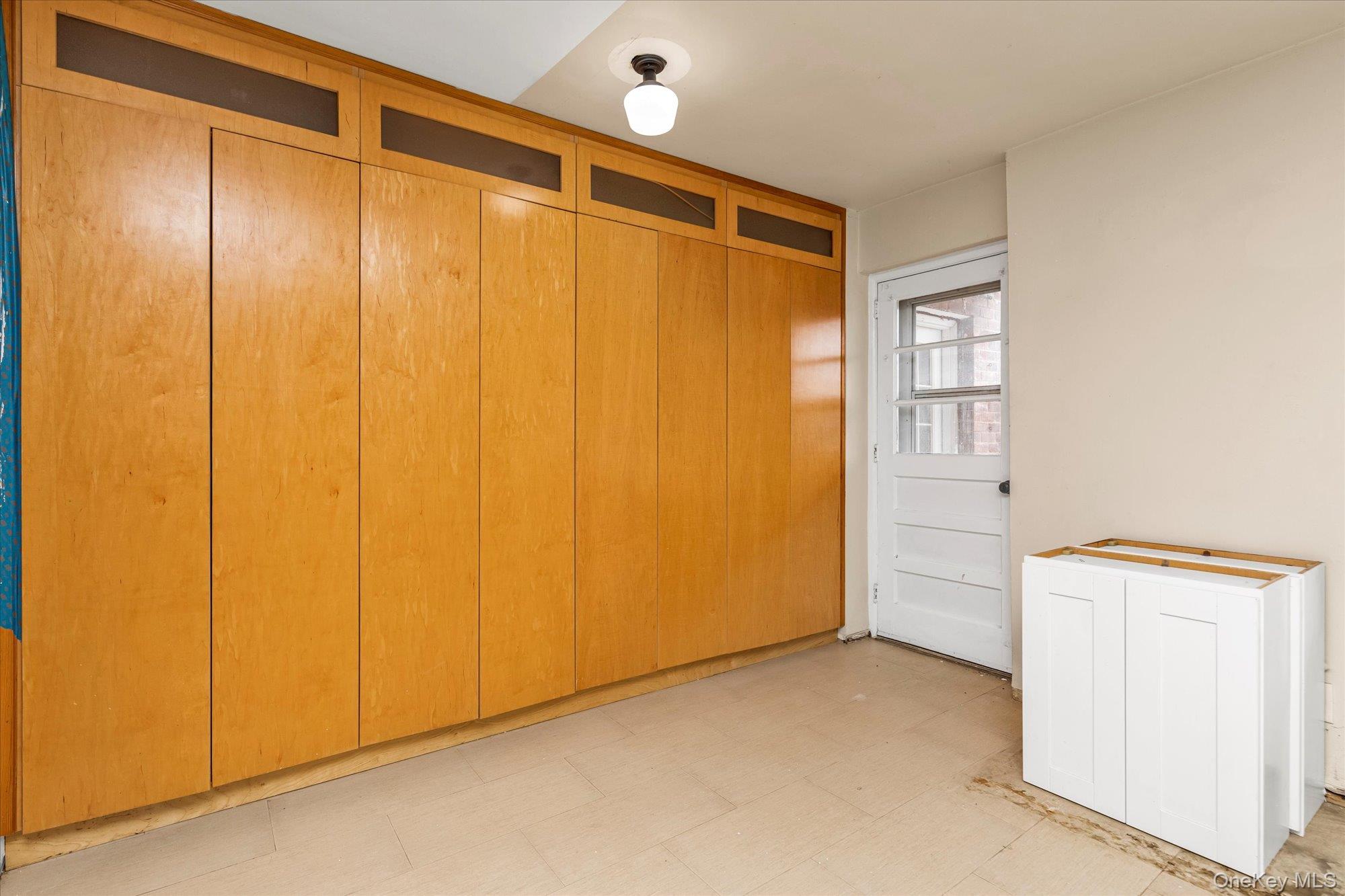 124 Smith Street # 3G, Freeport, NY 11520