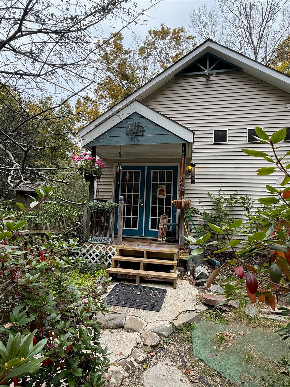 233 Rossway Road, Pleasant Valley, NY 12569