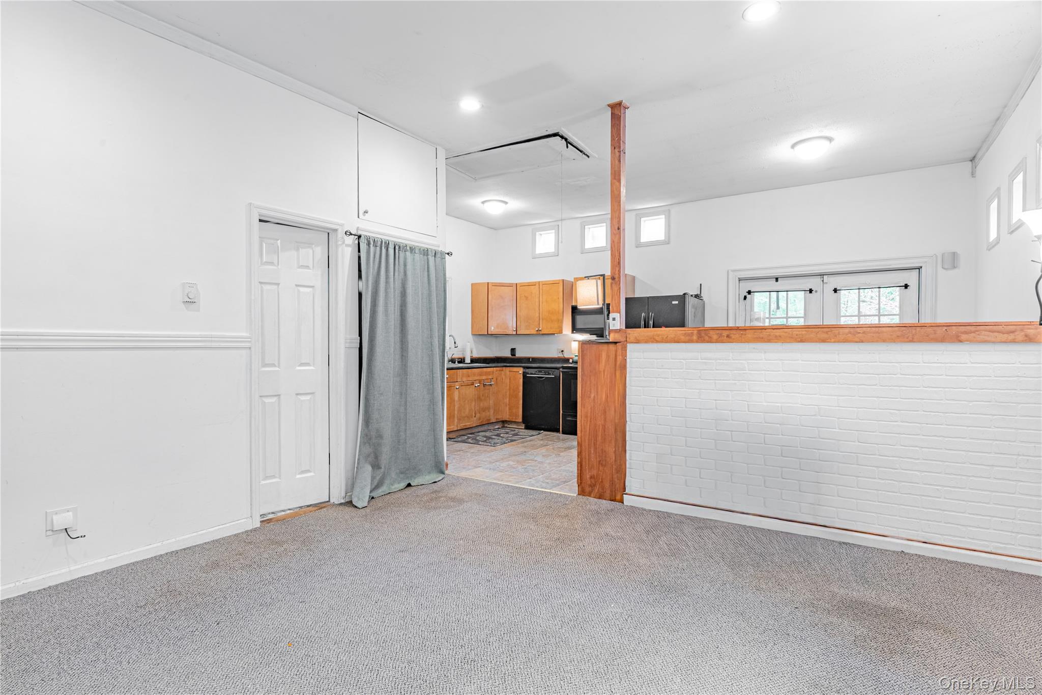 233 Rossway Road, Pleasant Valley, NY 12569