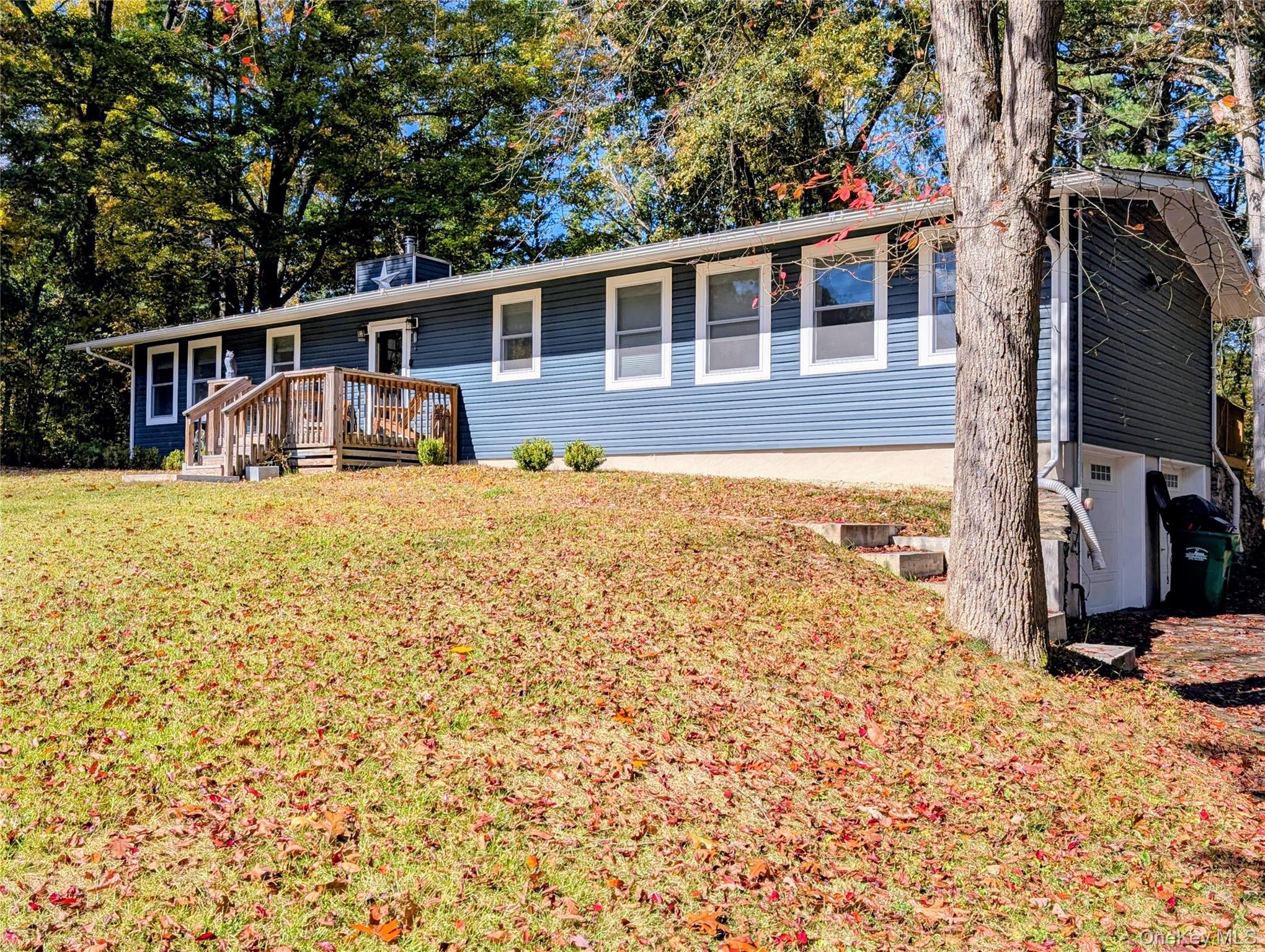 32 Greentree Drive N, Hyde Park, NY 12538