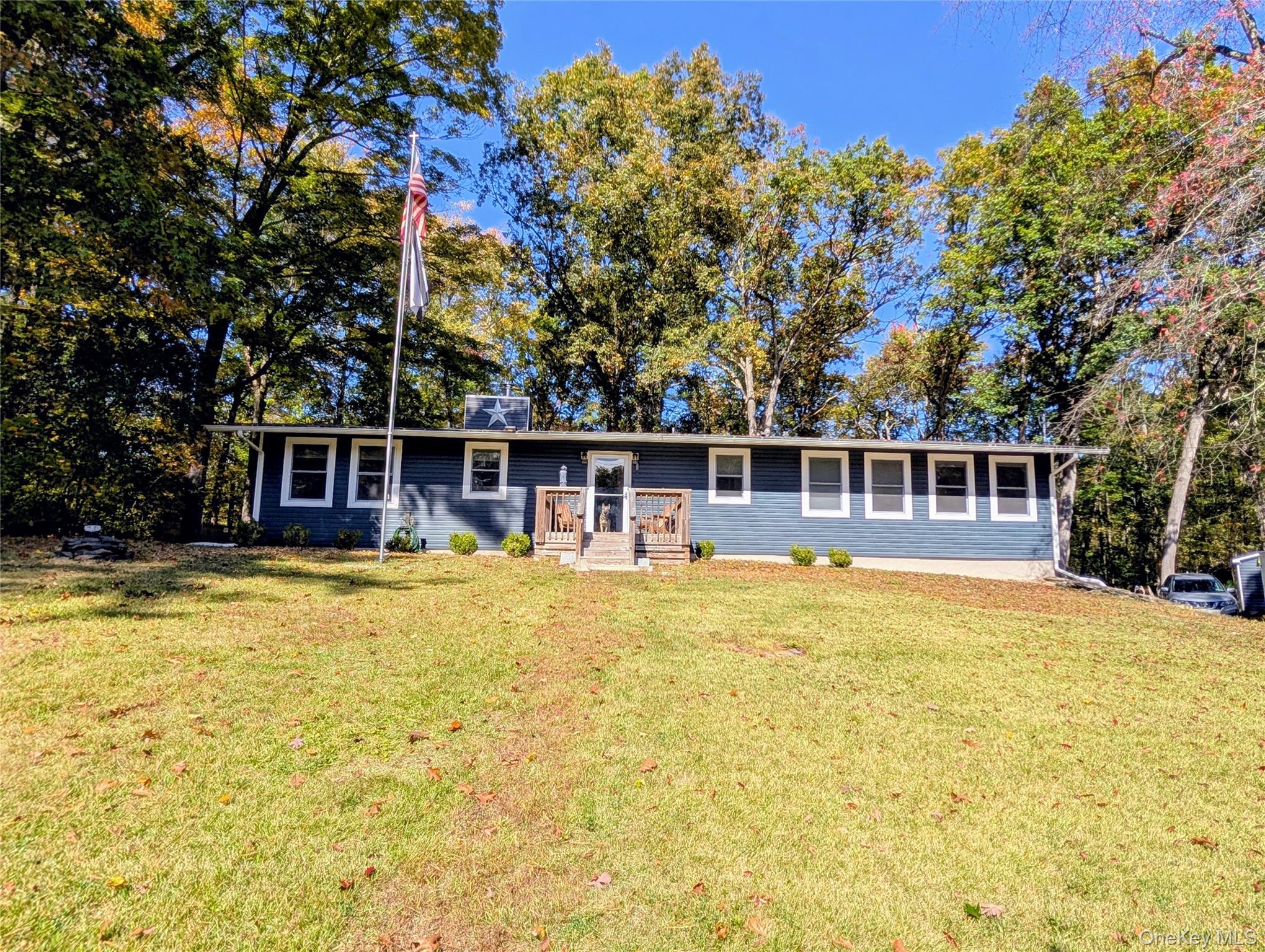 32 Greentree Drive N, Hyde Park, NY 12538