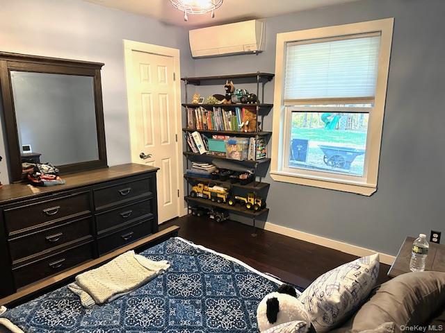 32 Greentree Drive N, Hyde Park, NY 12538