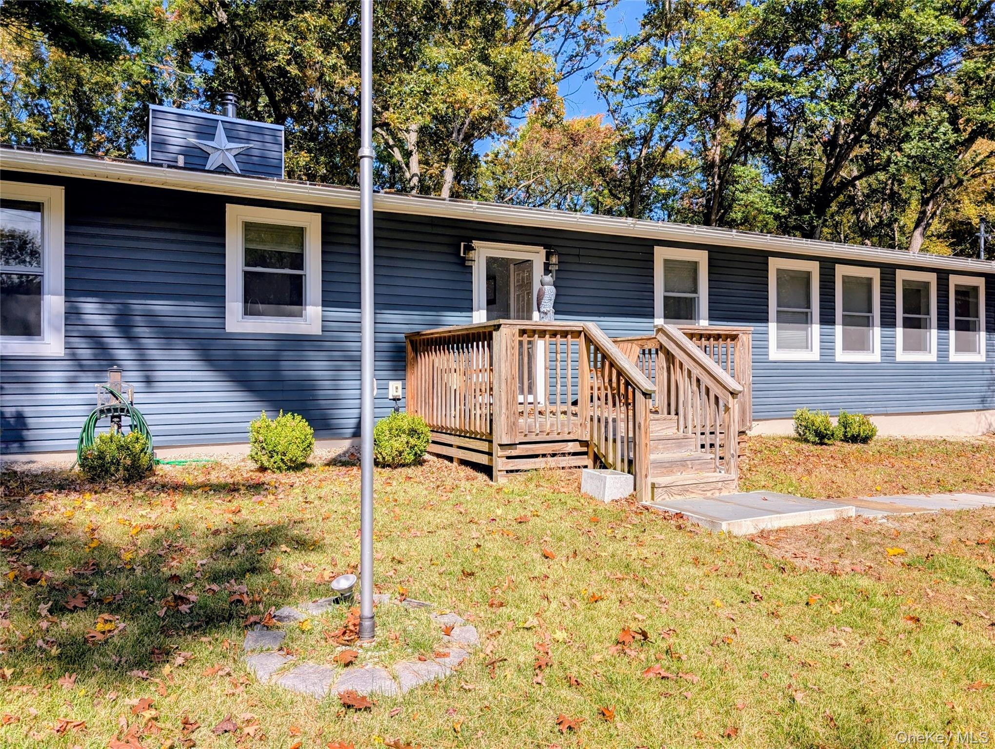 32 Greentree Drive N, Hyde Park, NY 12538