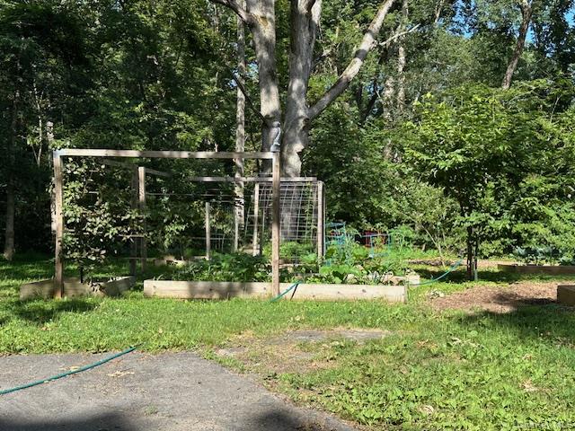 32 Greentree Drive N, Hyde Park, NY 12538