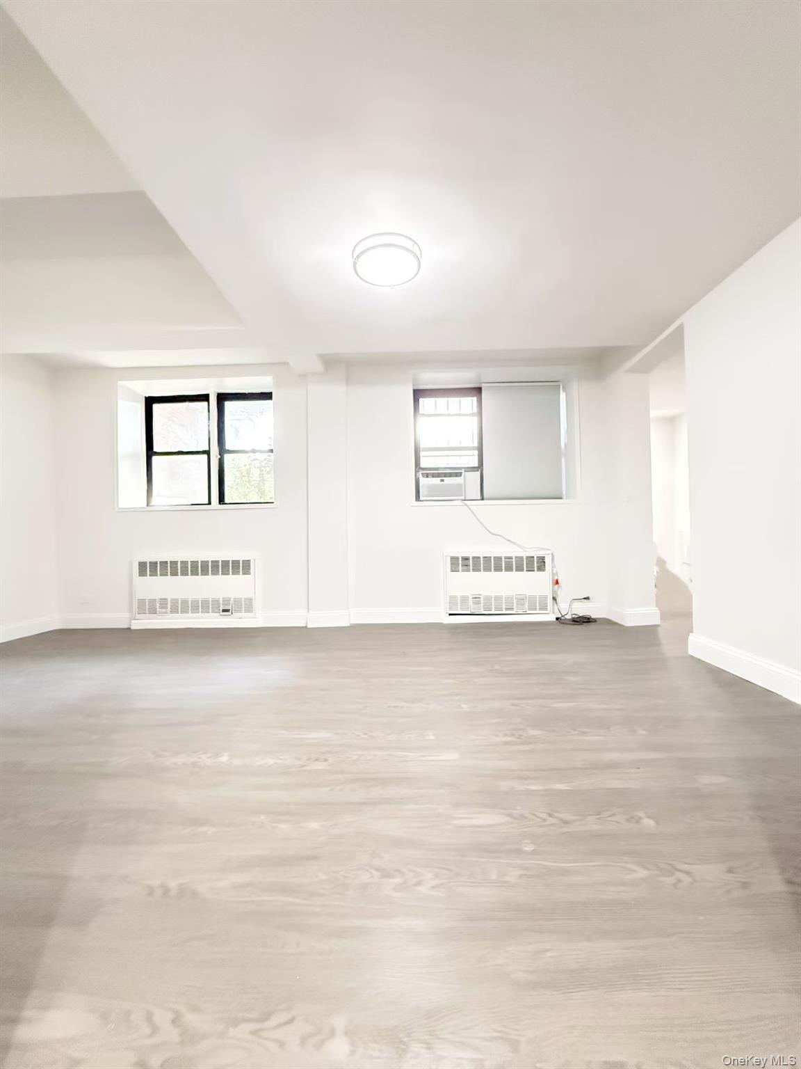 14105 Northern Boulevard # 1J, Flushing, NY 11354