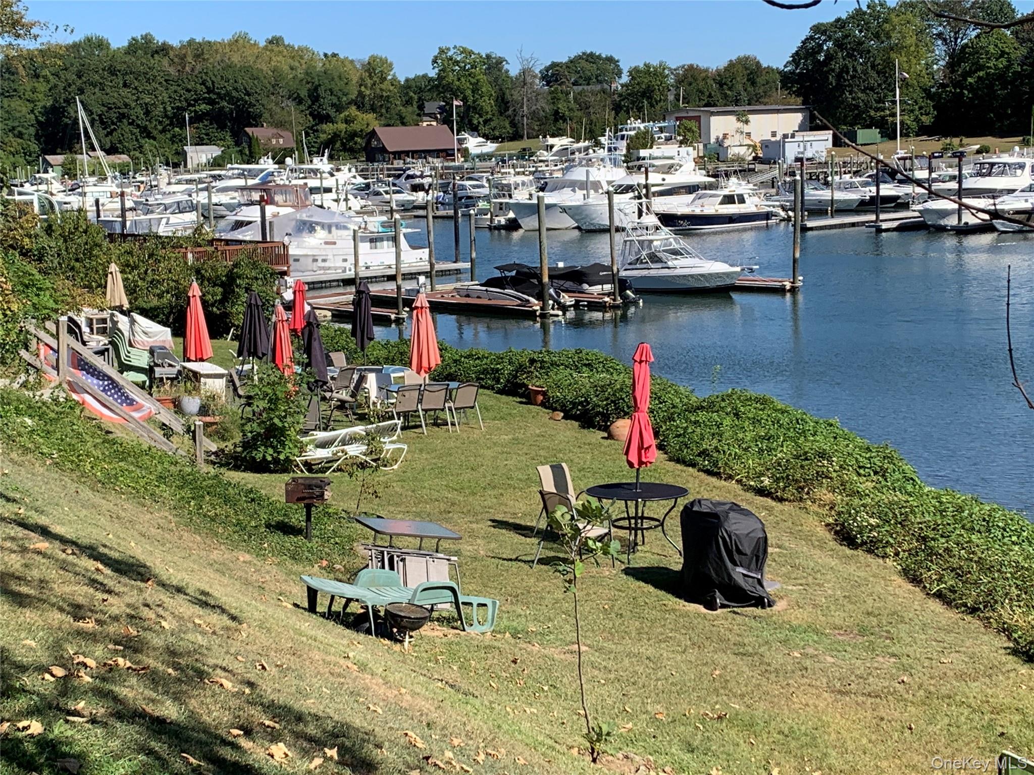 25 SHADY GLEN Court # 1A, New Rochelle, NY 10805